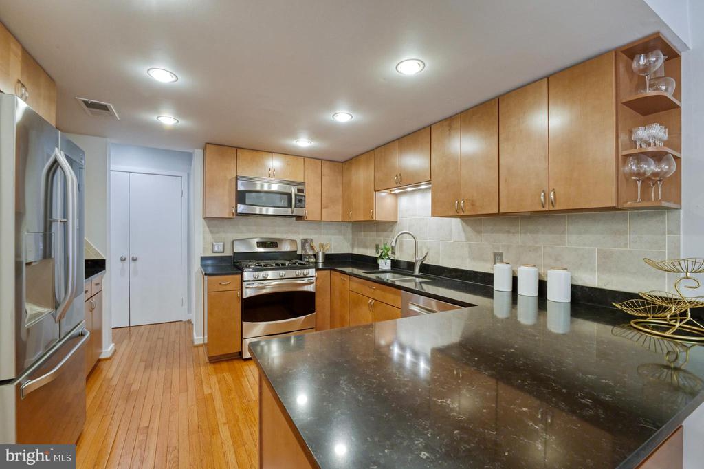 2211 Cedar Cove Ct