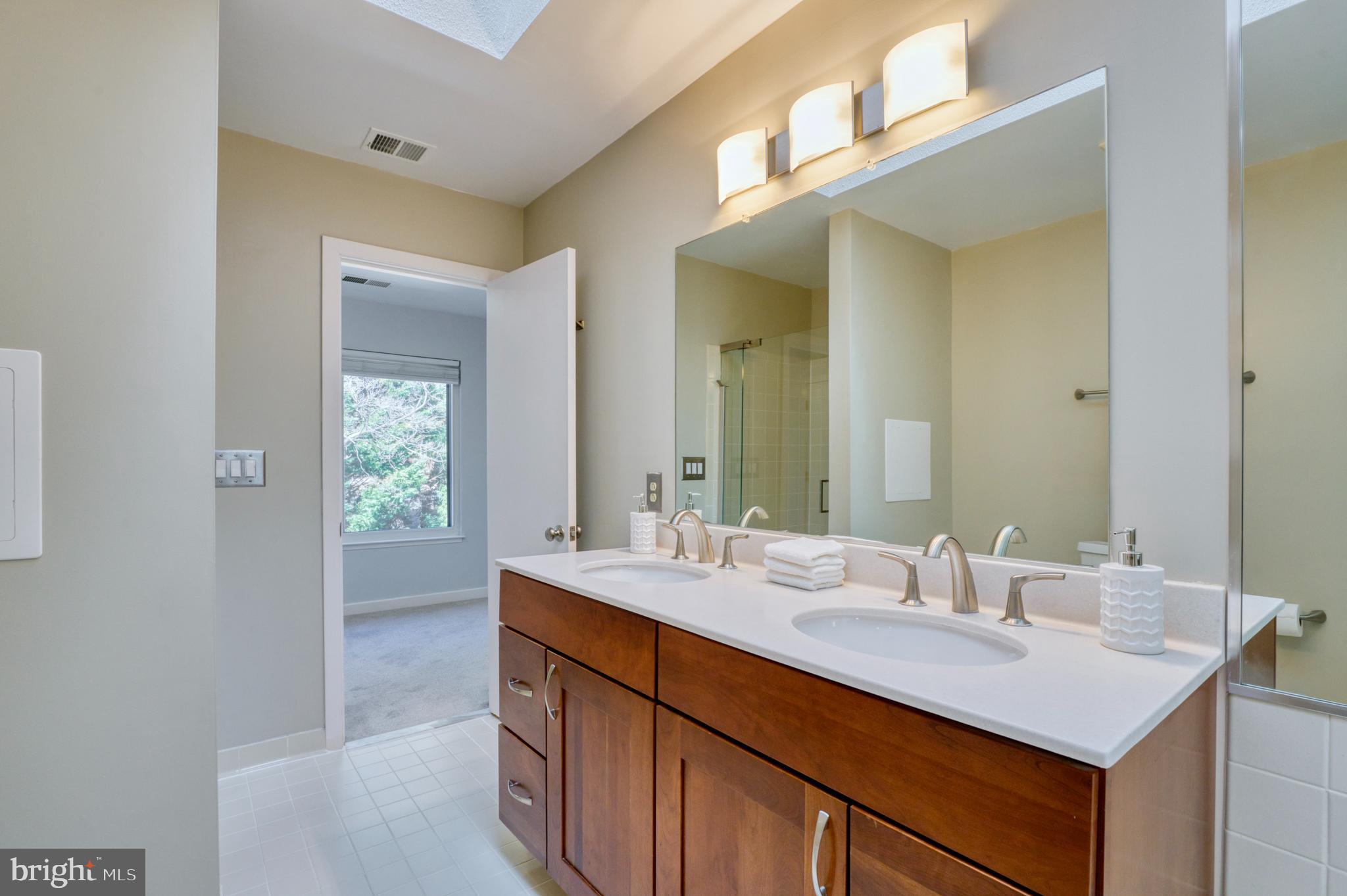 2211 Cedar Cove Ct