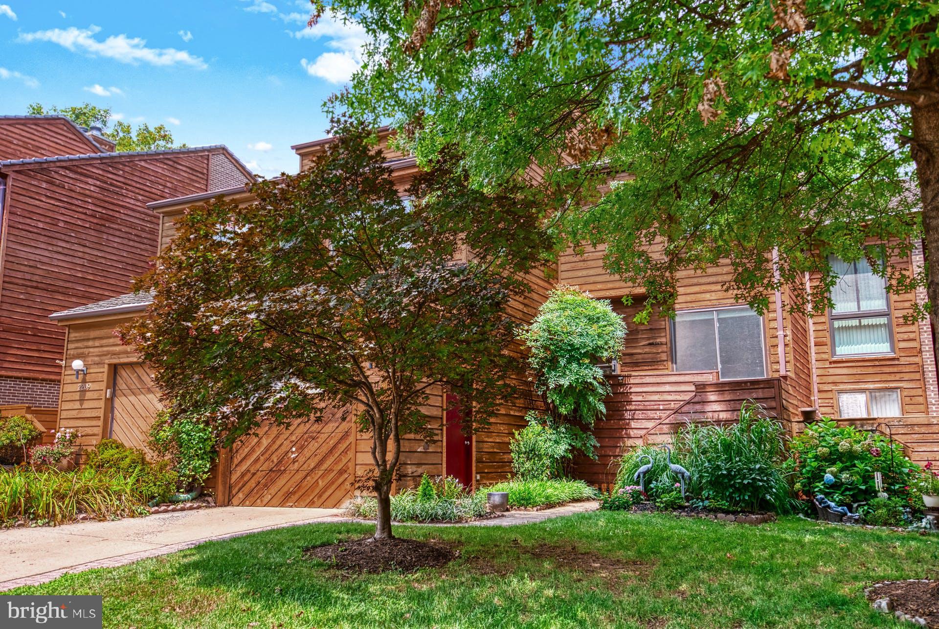 2211 Cedar Cove Ct
