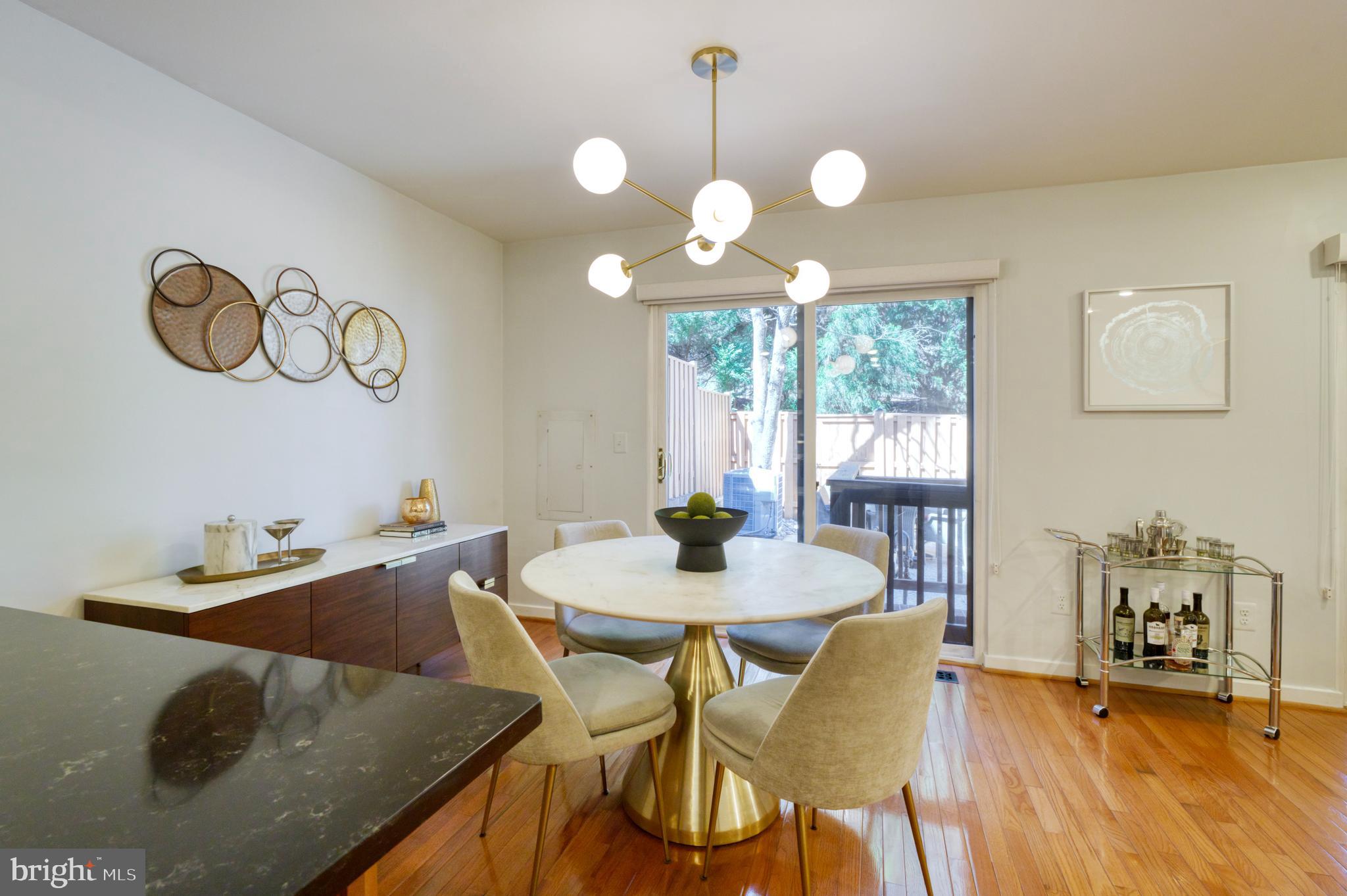 2211 Cedar Cove Ct