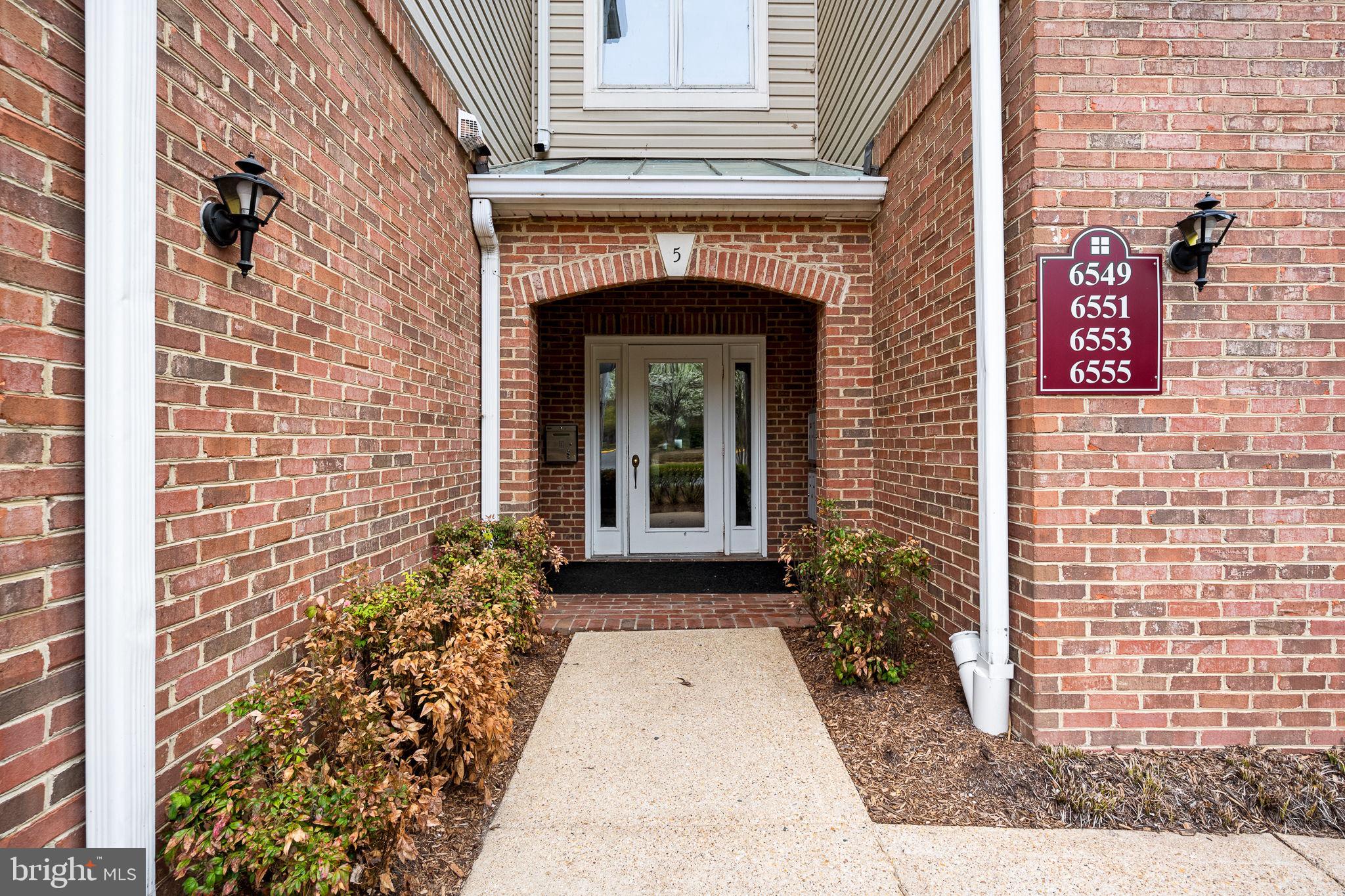 6553 Grange Ln #403