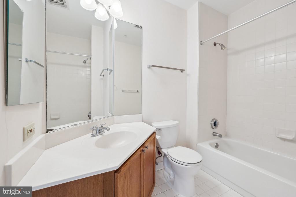 12919 Alton Sq #302