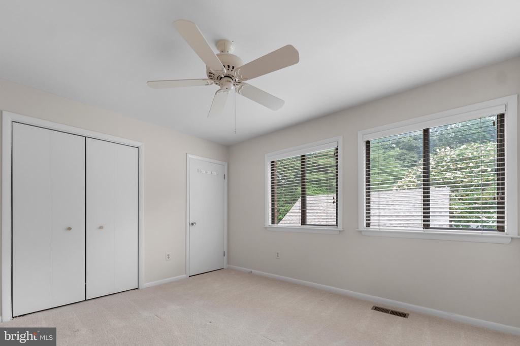 11303 Harborside Cluster