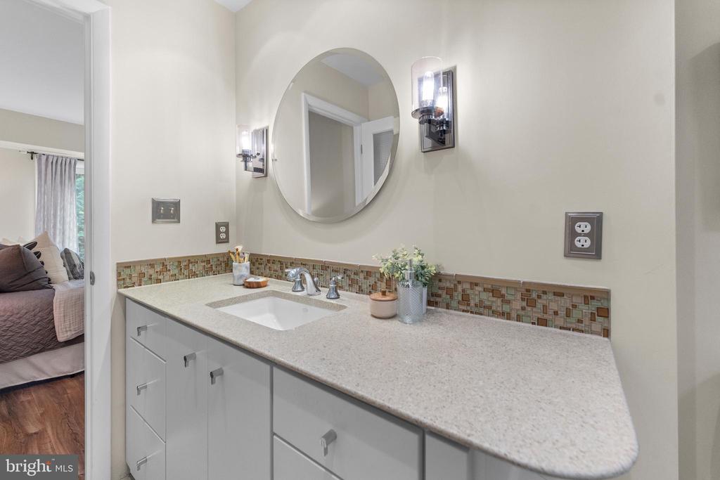 11303 Harborside Cluster