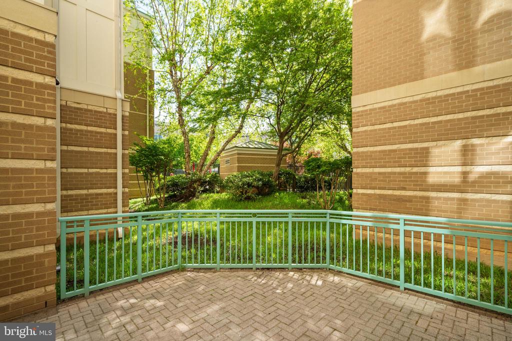 12000 Market St #139