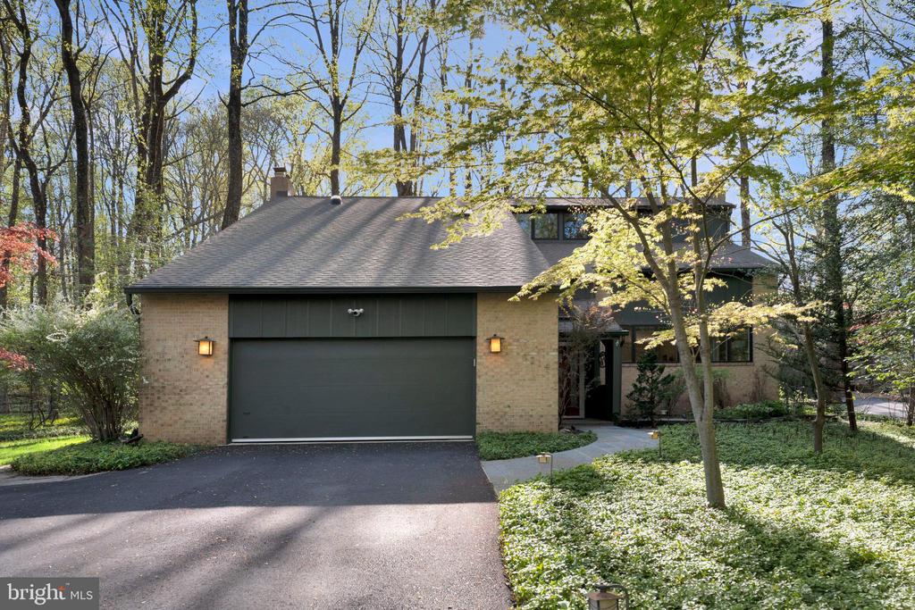 3214 Foxvale Dr