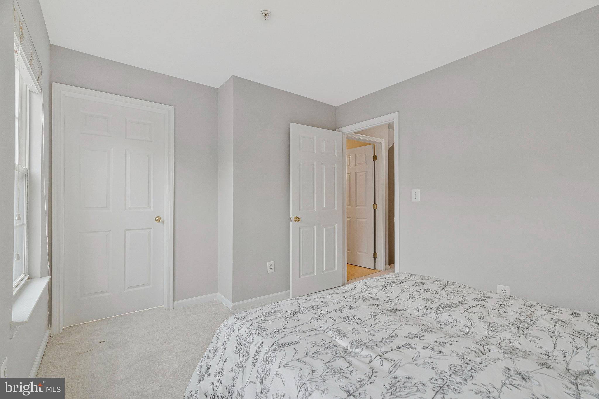 12470 Casbeer Dr