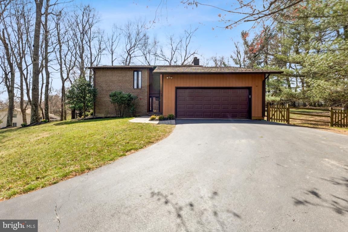 2700 Berryland Dr