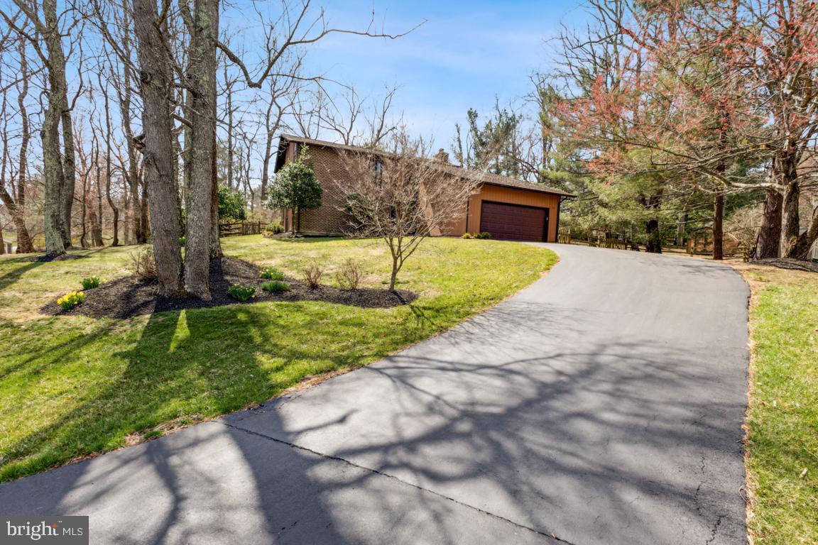 2700 Berryland Dr