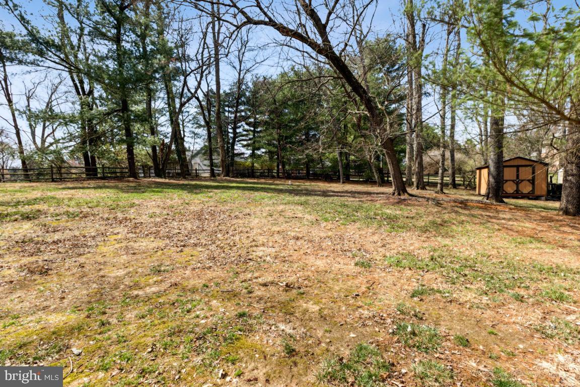 2700 Berryland Dr