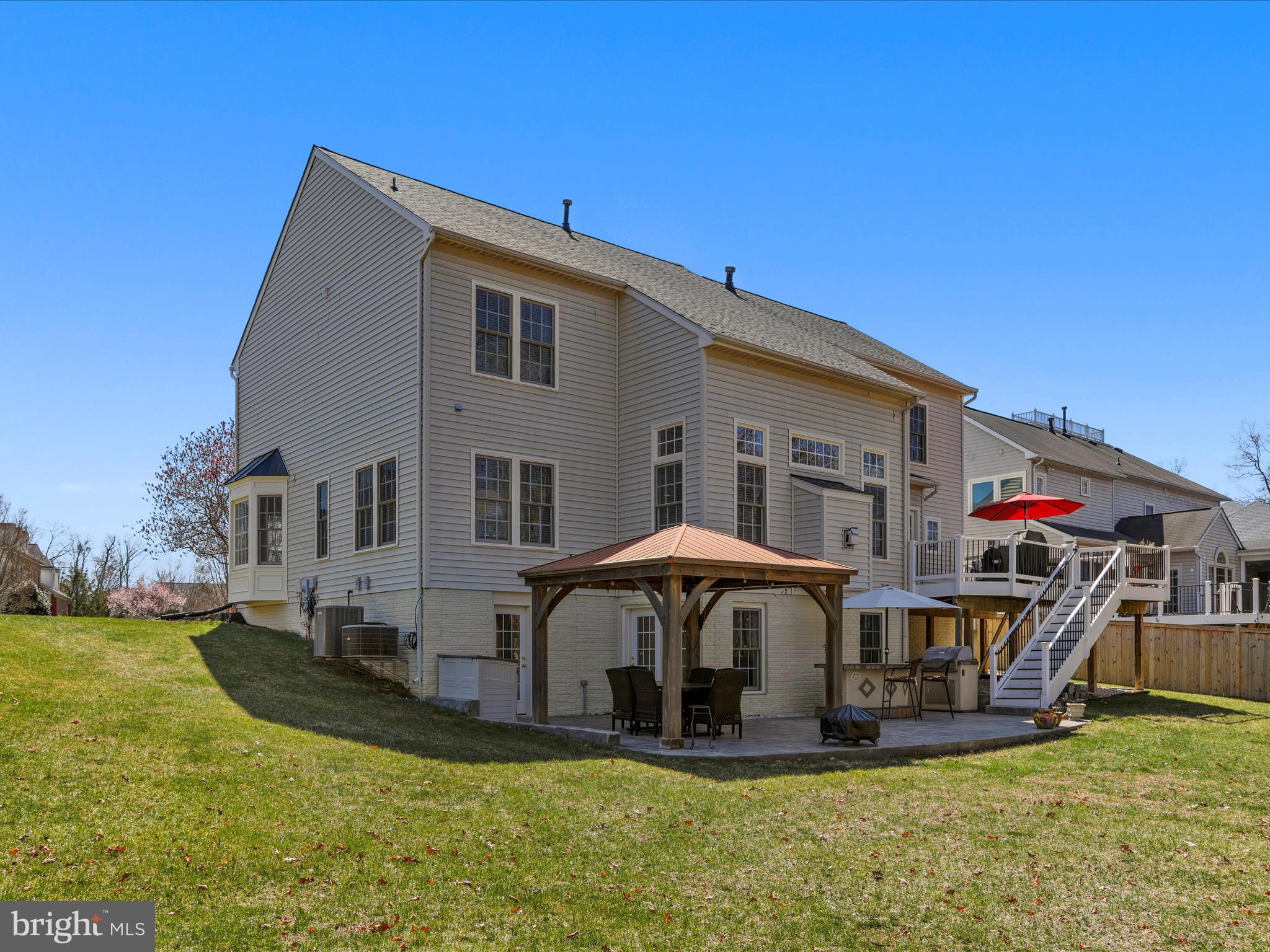 4700 Devereaux Ct
