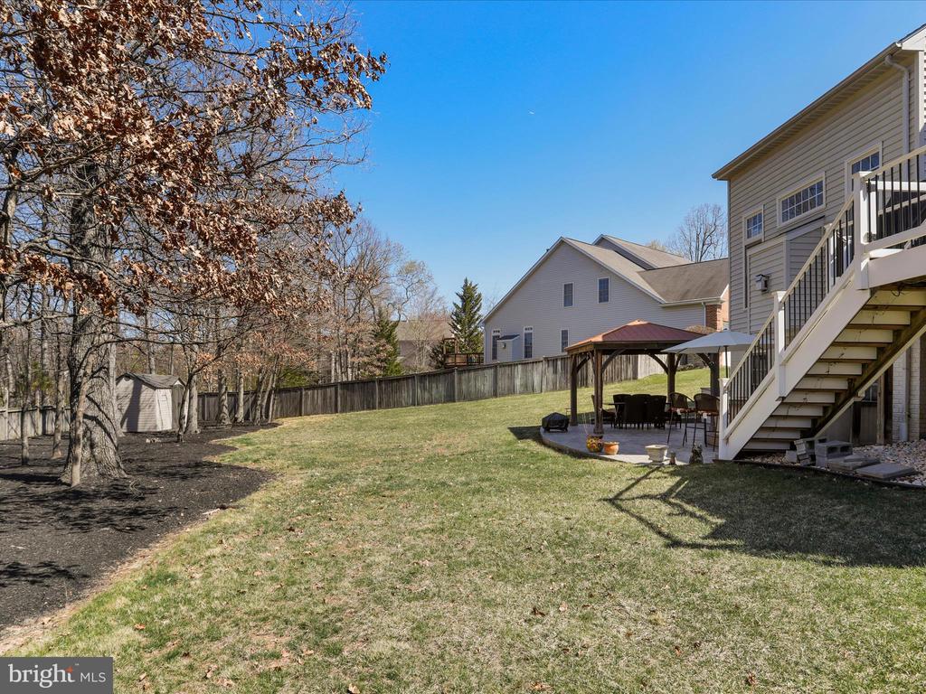 4700 Devereaux Ct