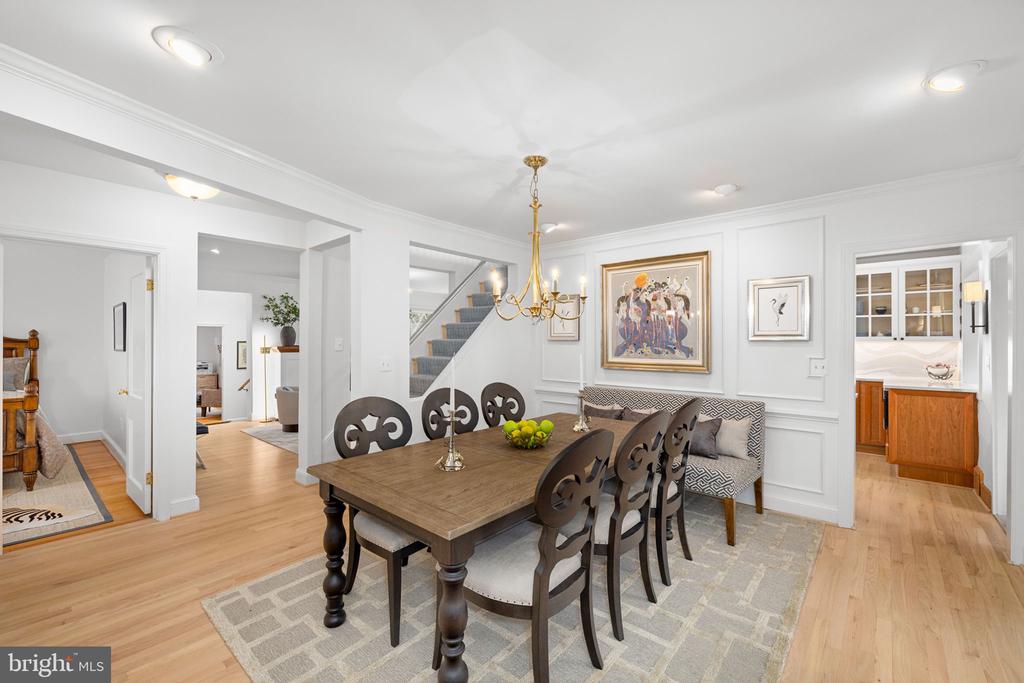345 Church St NE