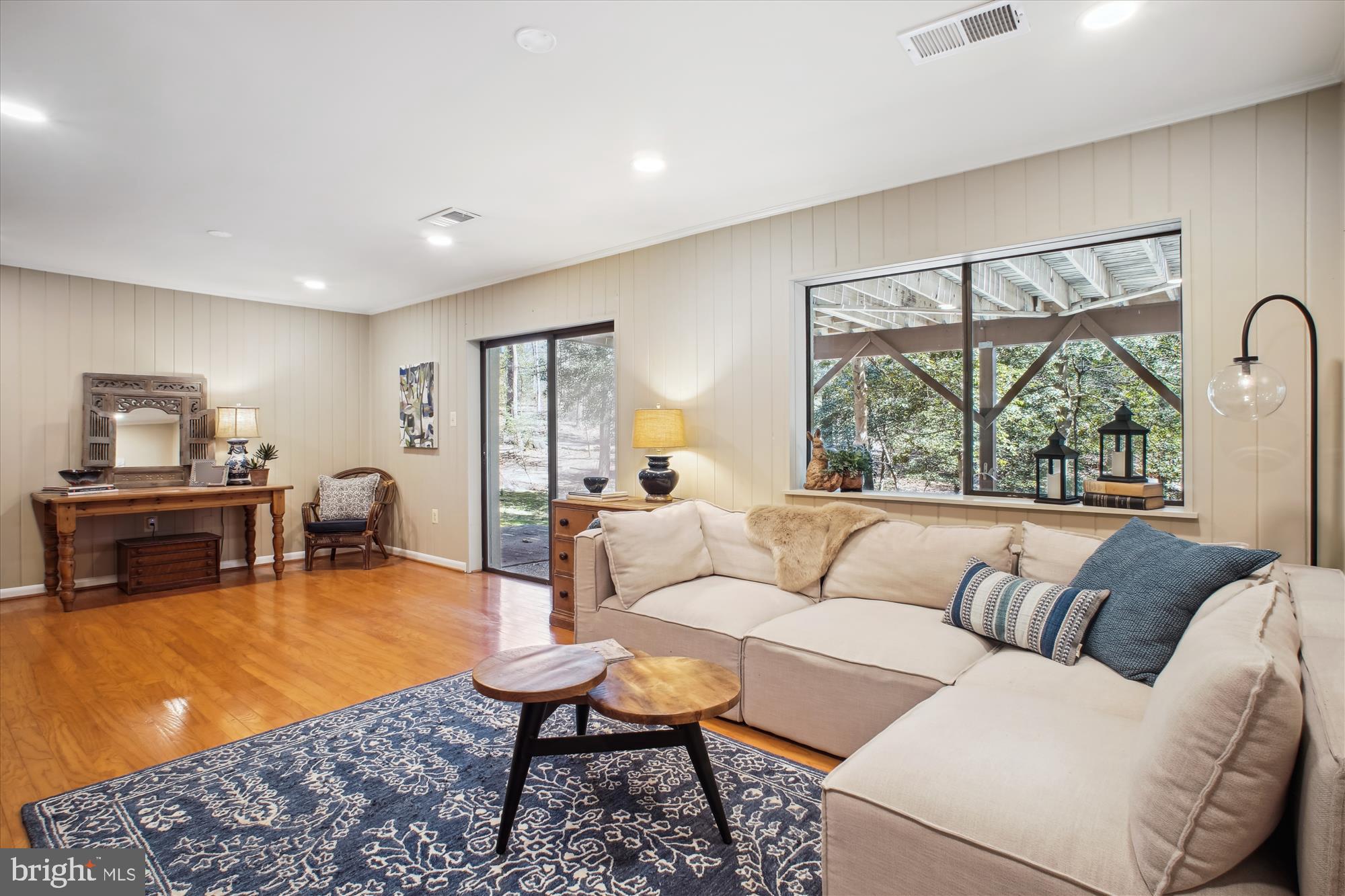 2105 Lirio Ct