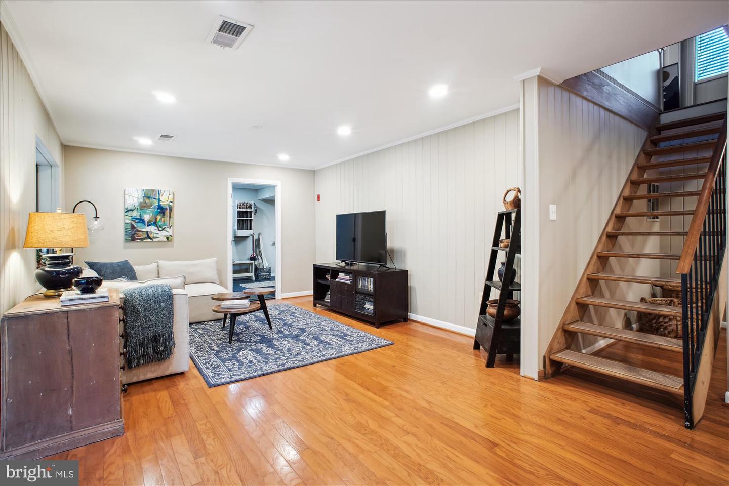 2105 Lirio Ct