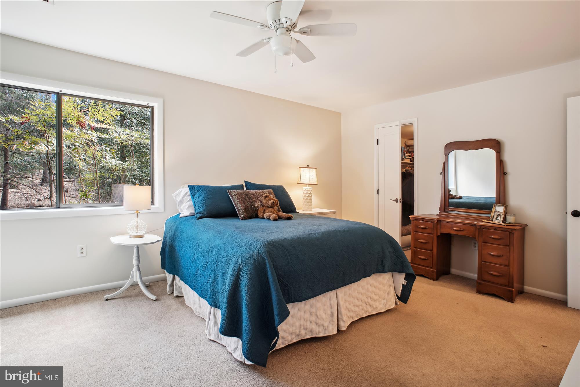 2105 Lirio Ct