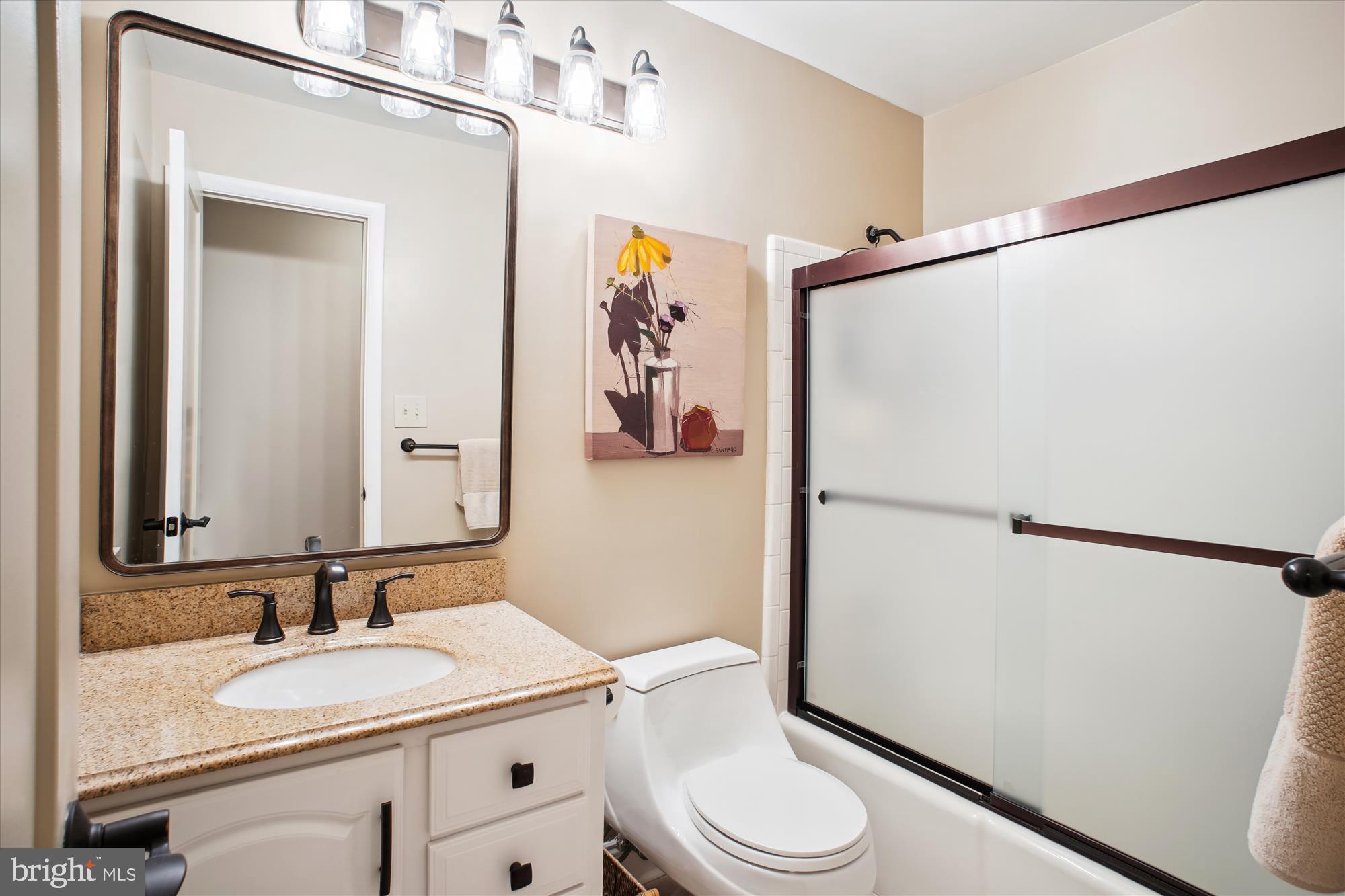 2105 Lirio Ct