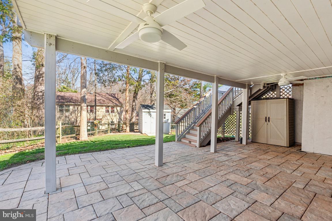 7103 Carnation Ct