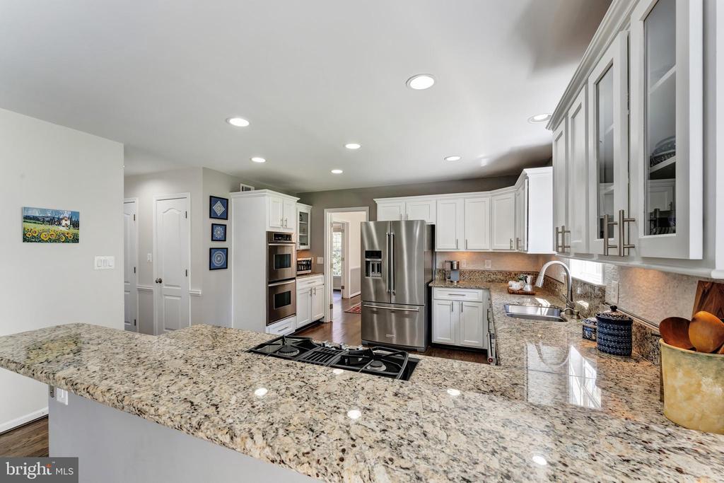 2619 Meadow Hall Dr