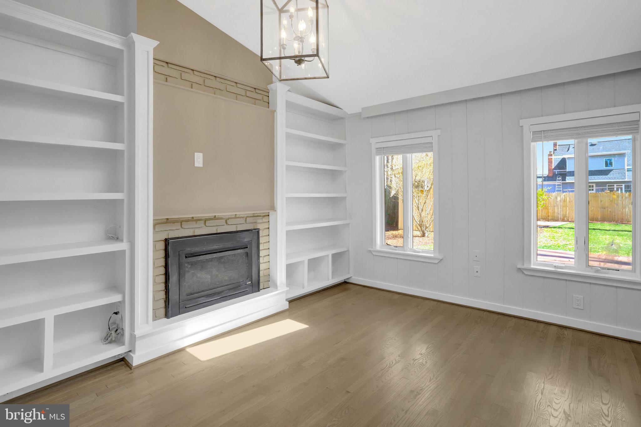 7909 MARTHA WASHINGTON STREET