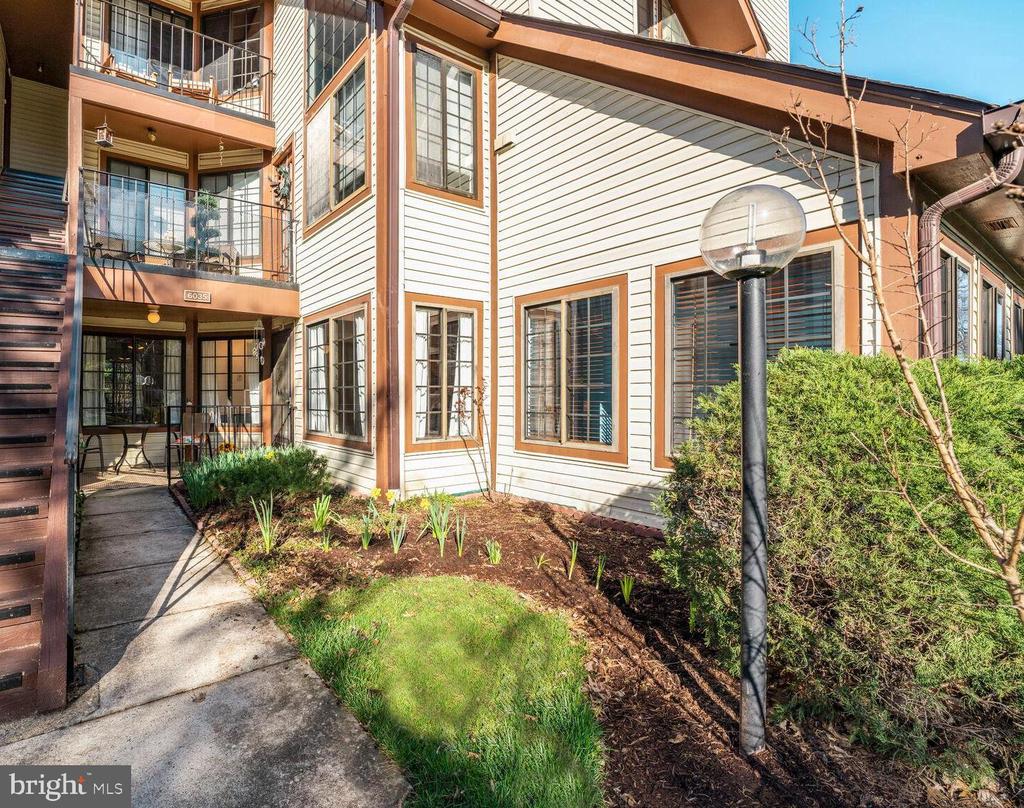 6035-D Curtier Dr