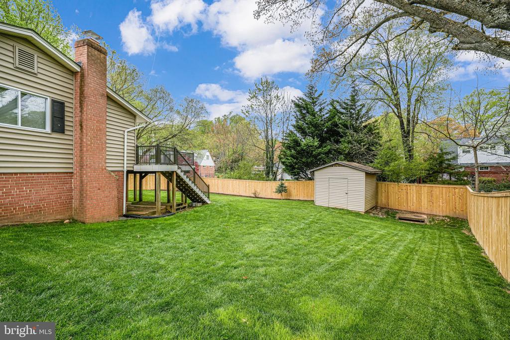 5116 Thackery Ct