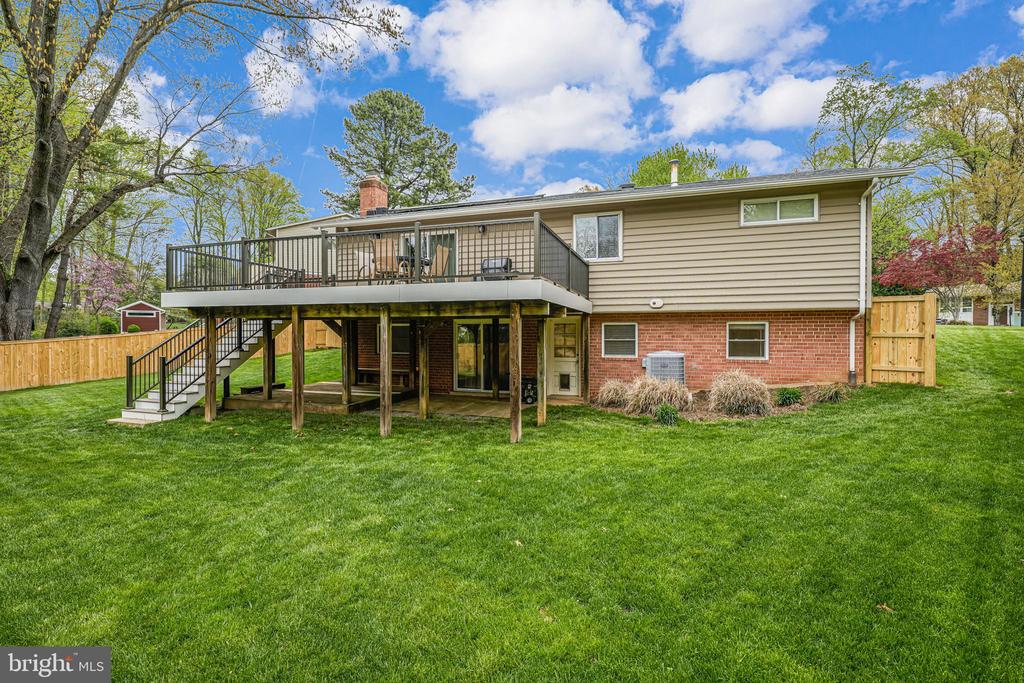 5116 Thackery Ct