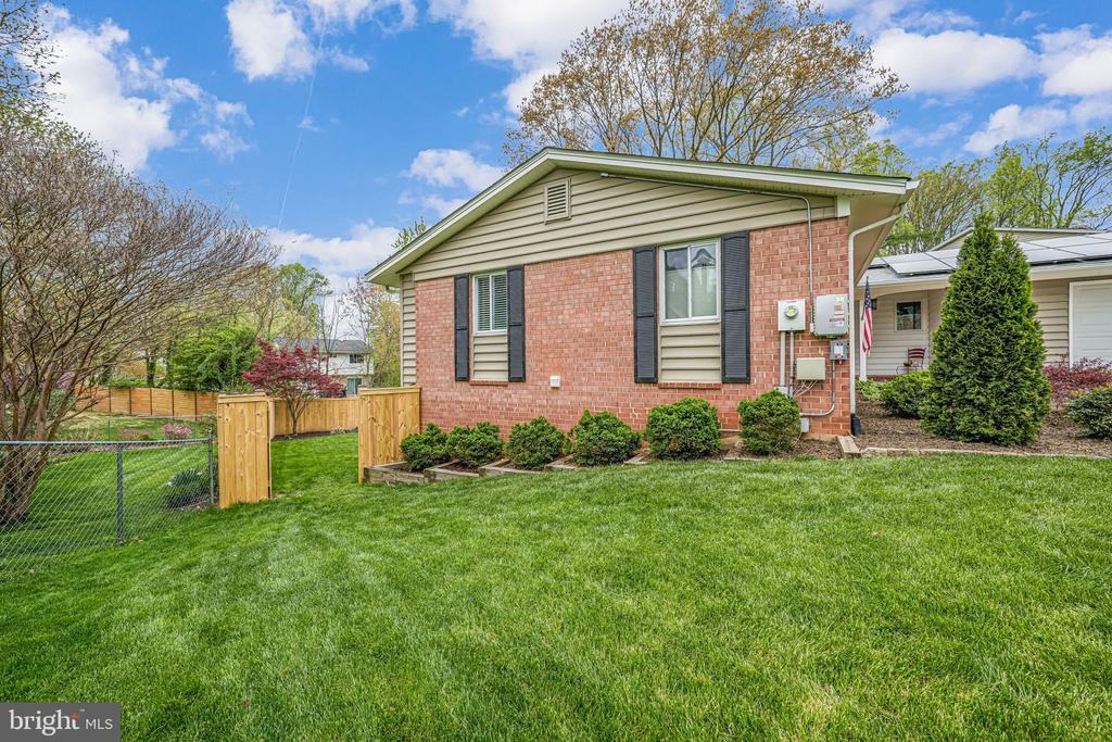5116 Thackery Ct