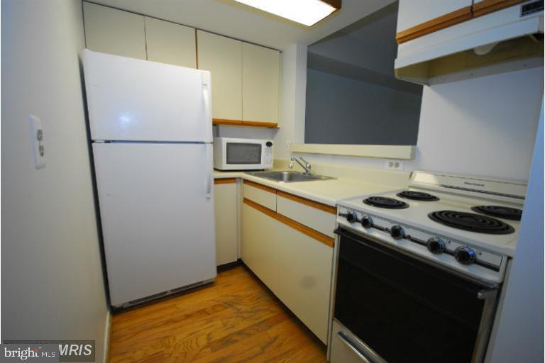 1951 SAGEWOOD LN #507