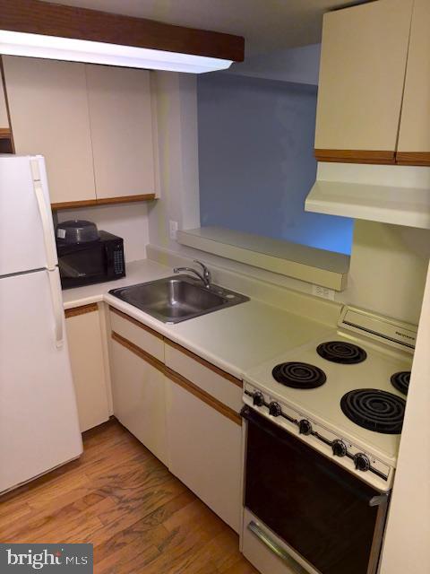 1951 SAGEWOOD LN #507