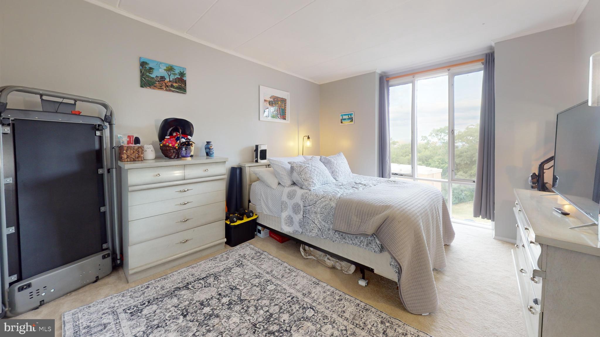 5729 N Kings Hwy #351