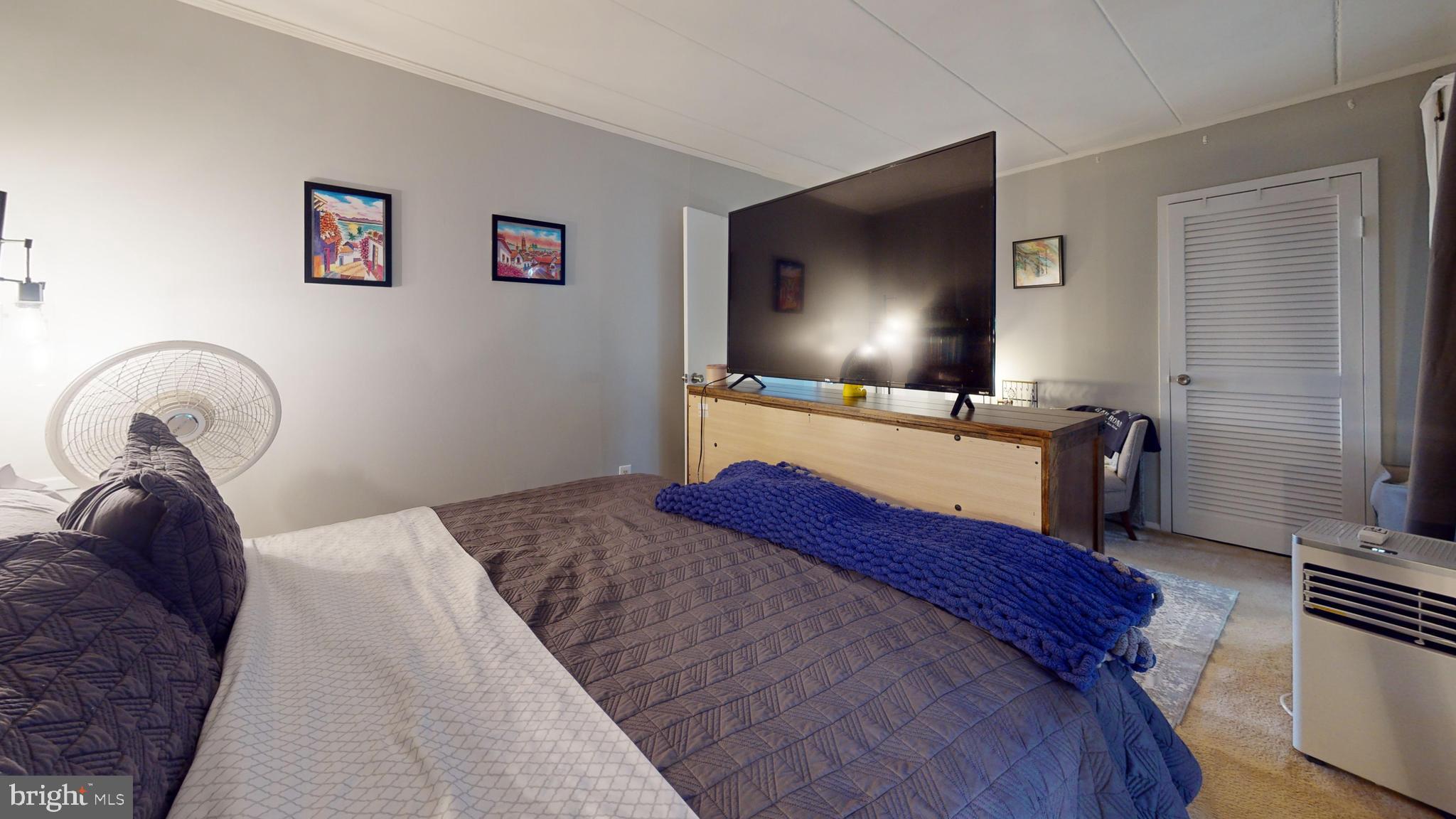 5729 N Kings Hwy #351