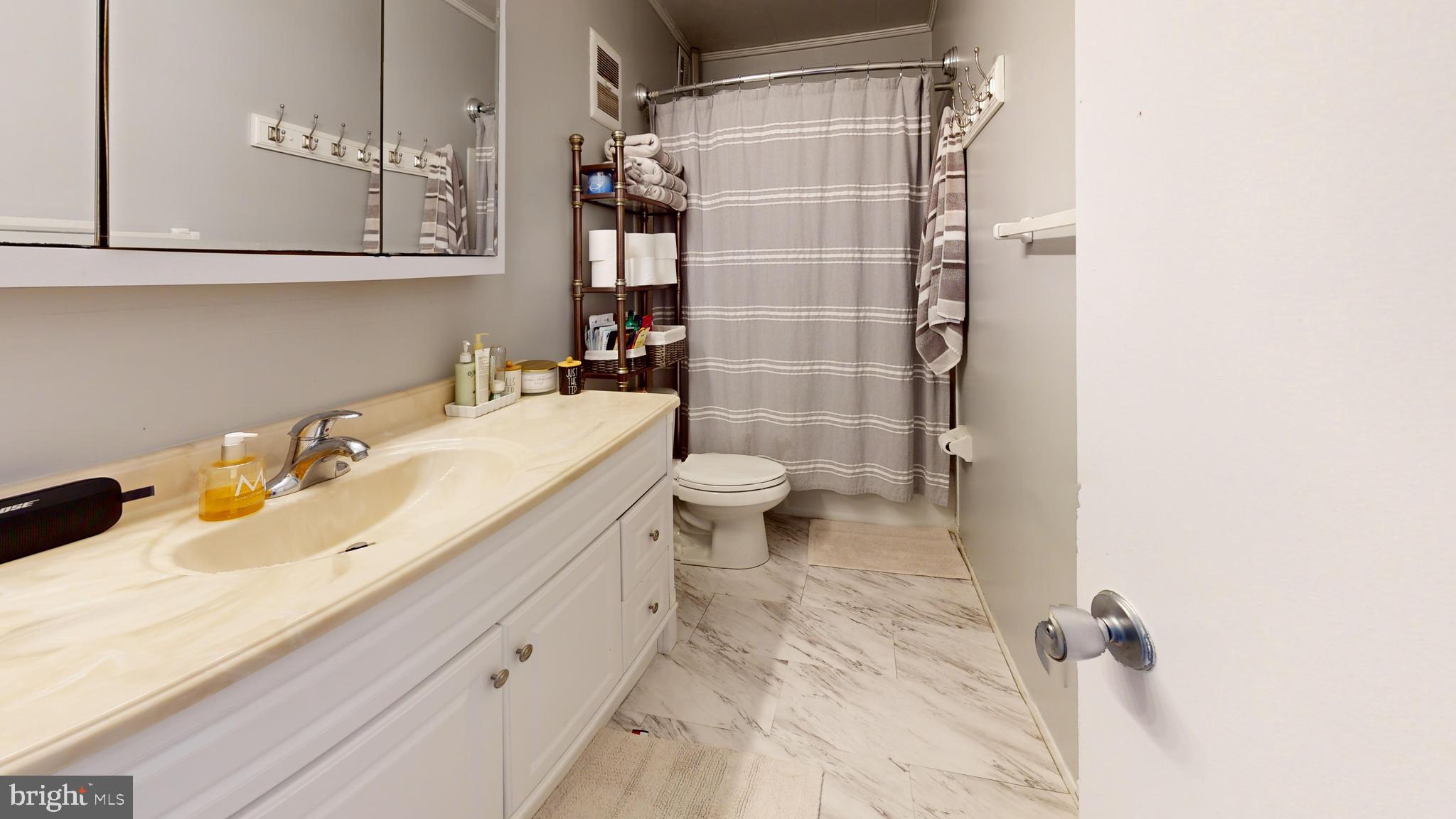 5729 N Kings Hwy #351