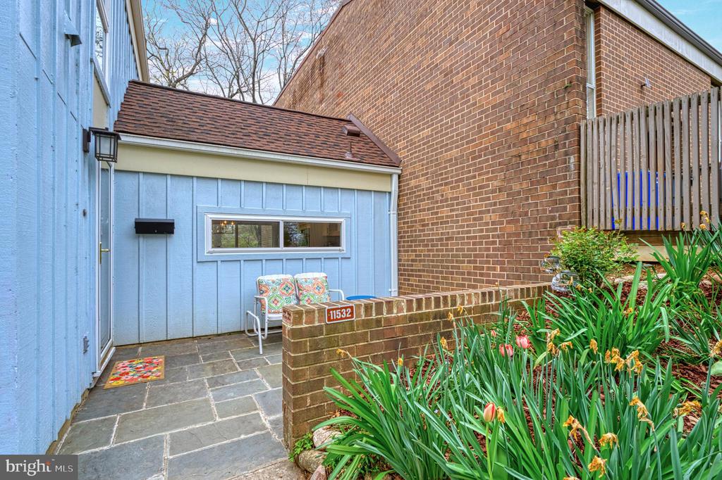 11532 Links Dr