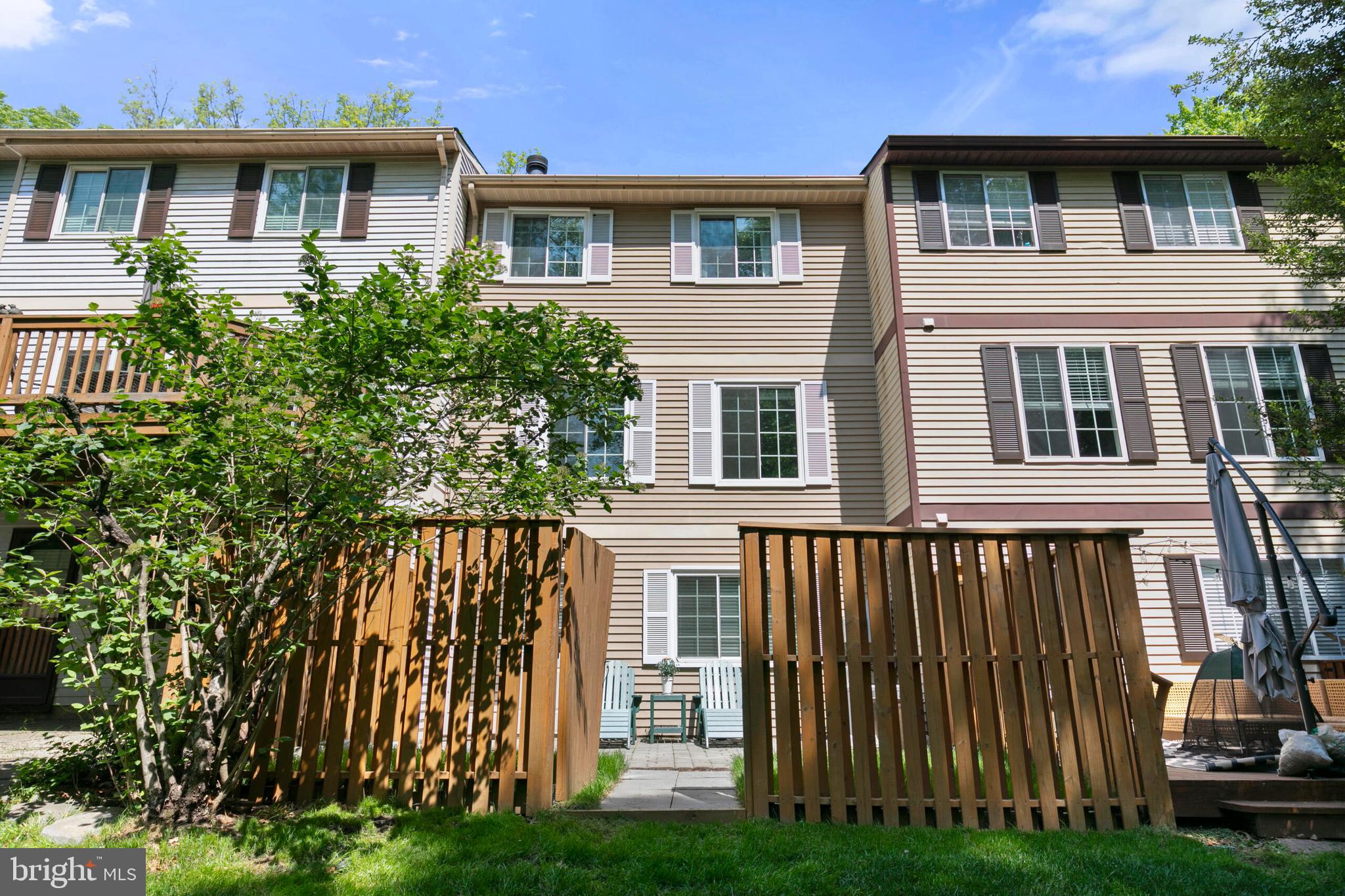 10945 HARPERS SQUARE COURT