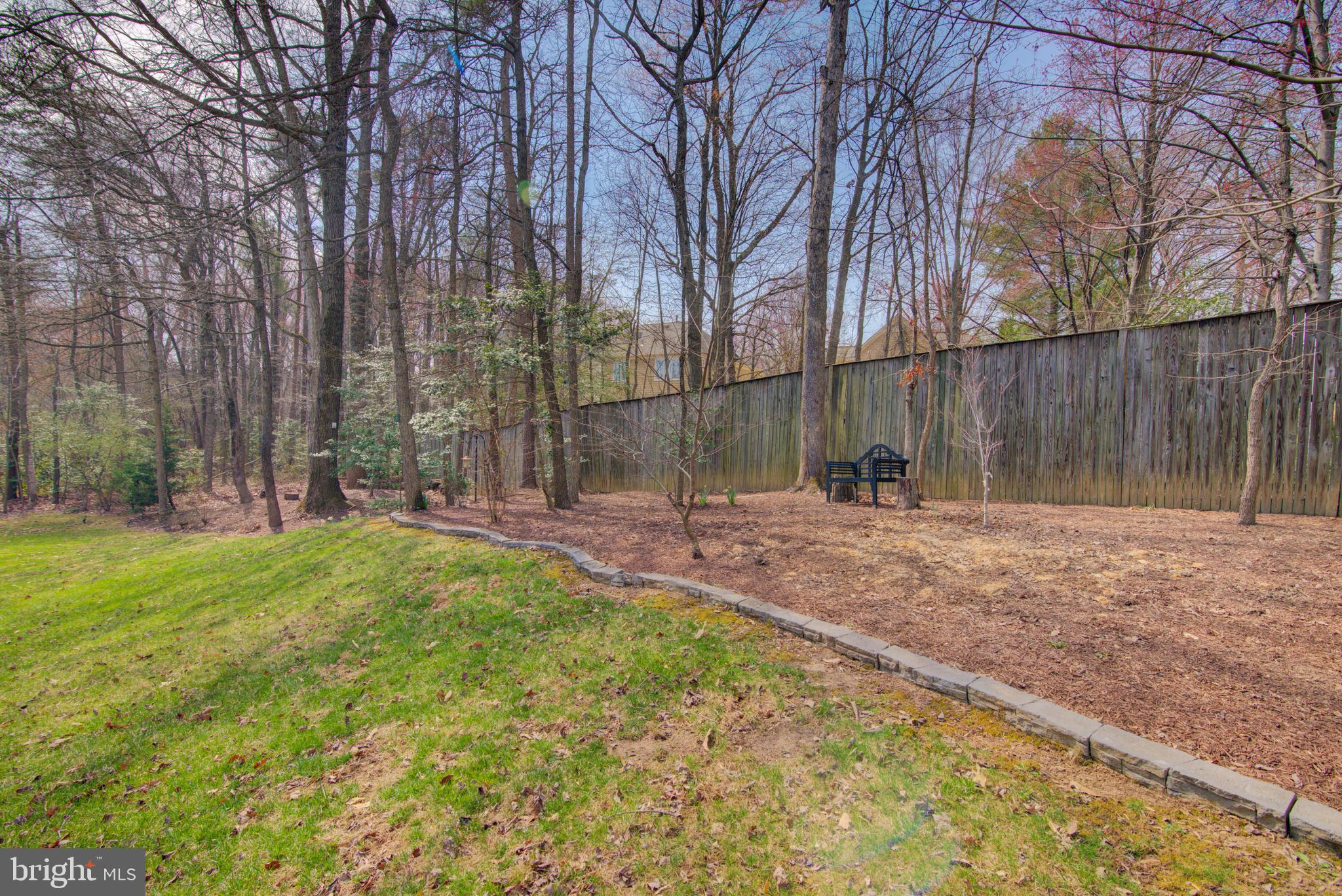 1270 NEW BEDFORD LN