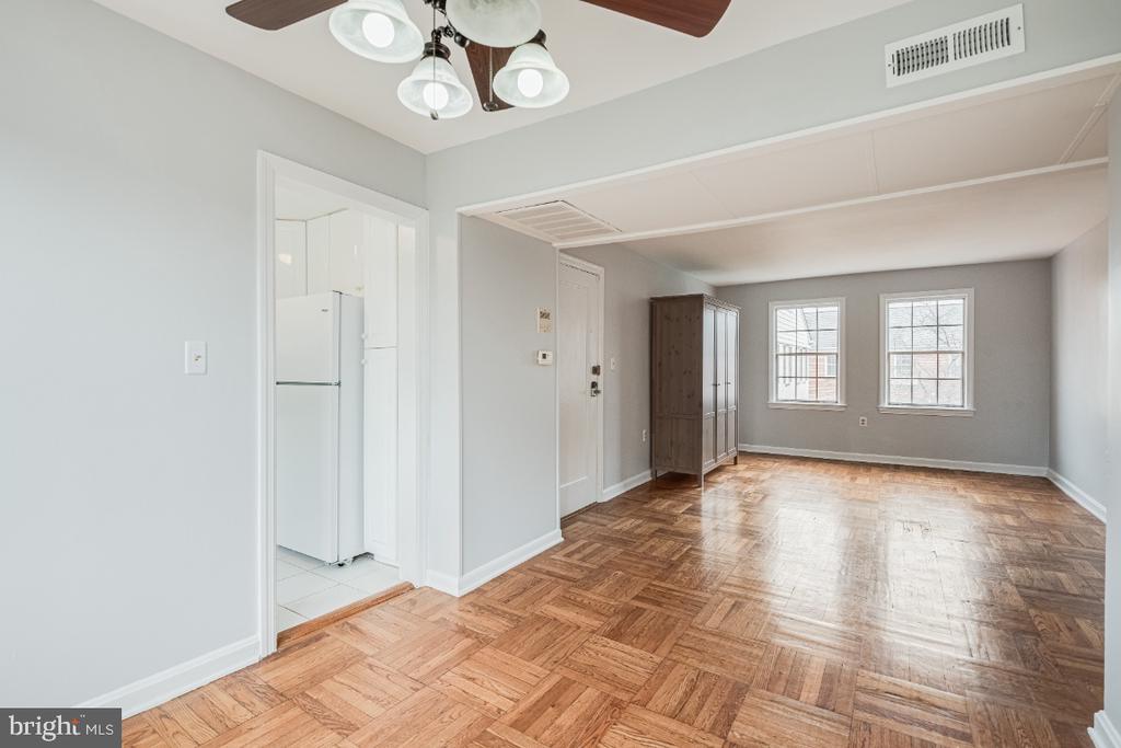 1306 BELLE VIEW #C1