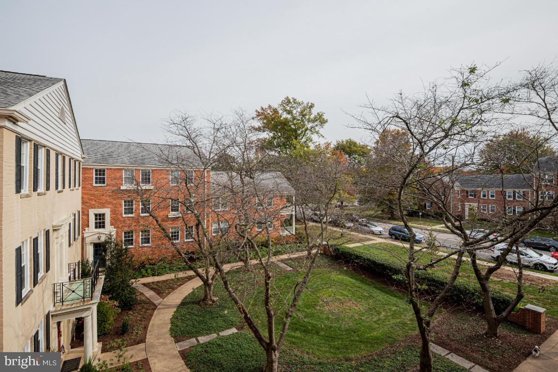 1306 BELLE VIEW #C1