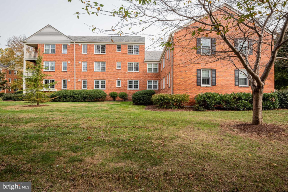 1306 BELLE VIEW #C1