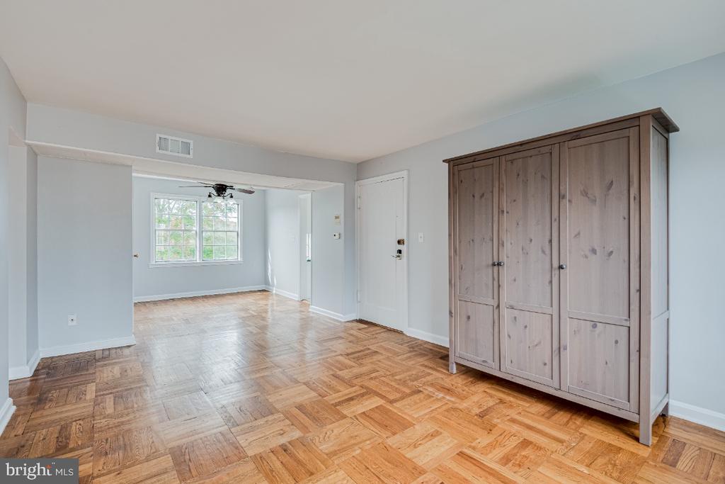 1306 BELLE VIEW #C1