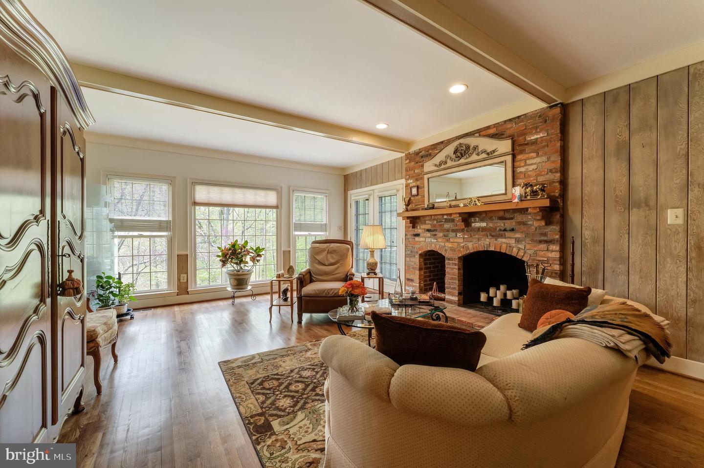 7419 Georgetown Ct