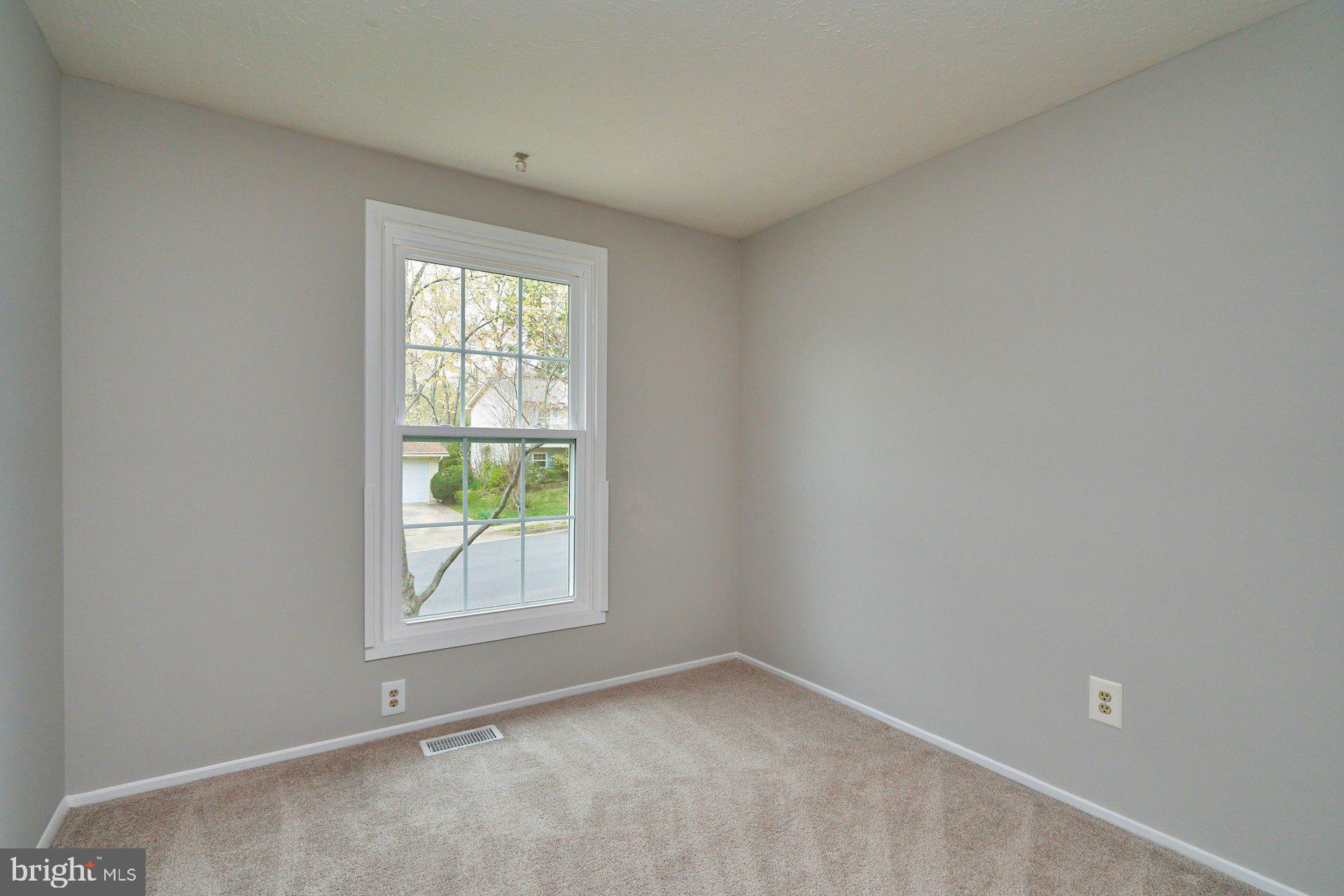 5717 Oak Apple Ct