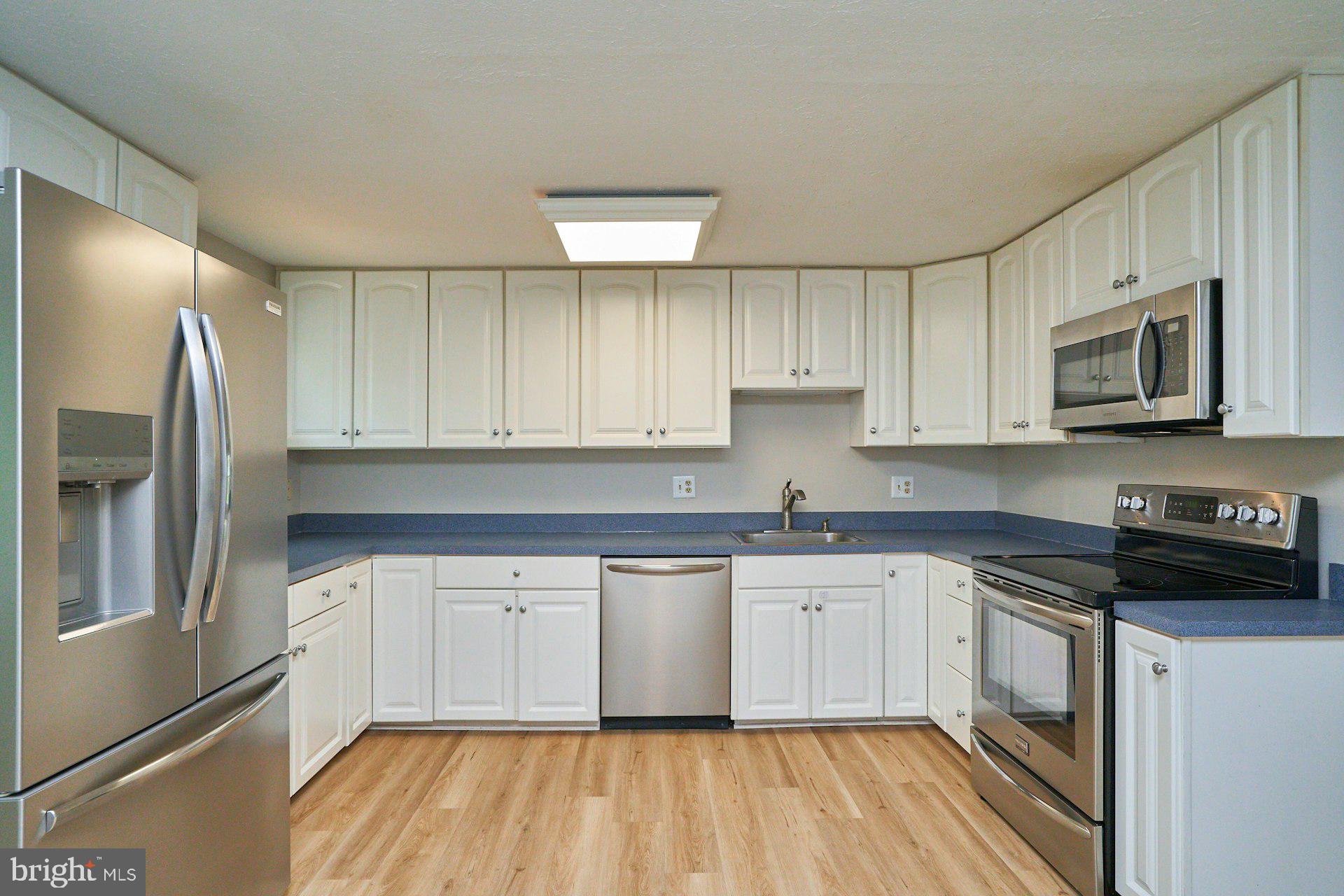 5717 Oak Apple Ct