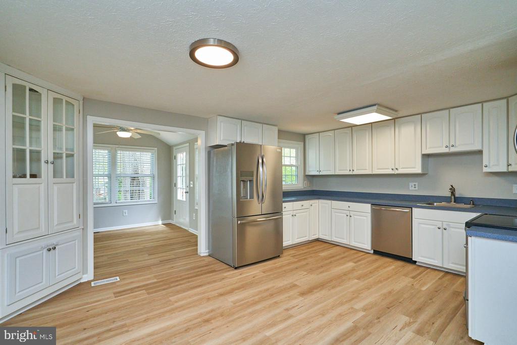 5717 Oak Apple Ct