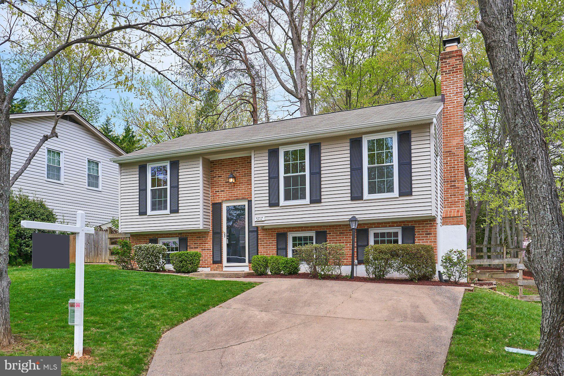 5717 Oak Apple Ct