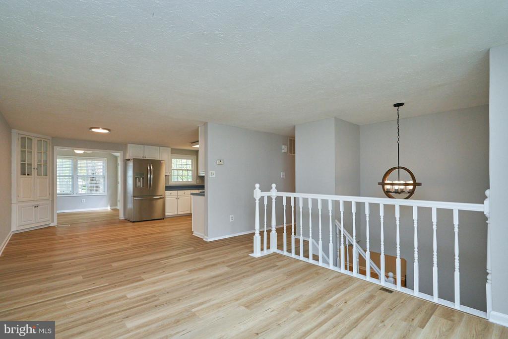 5717 Oak Apple Ct