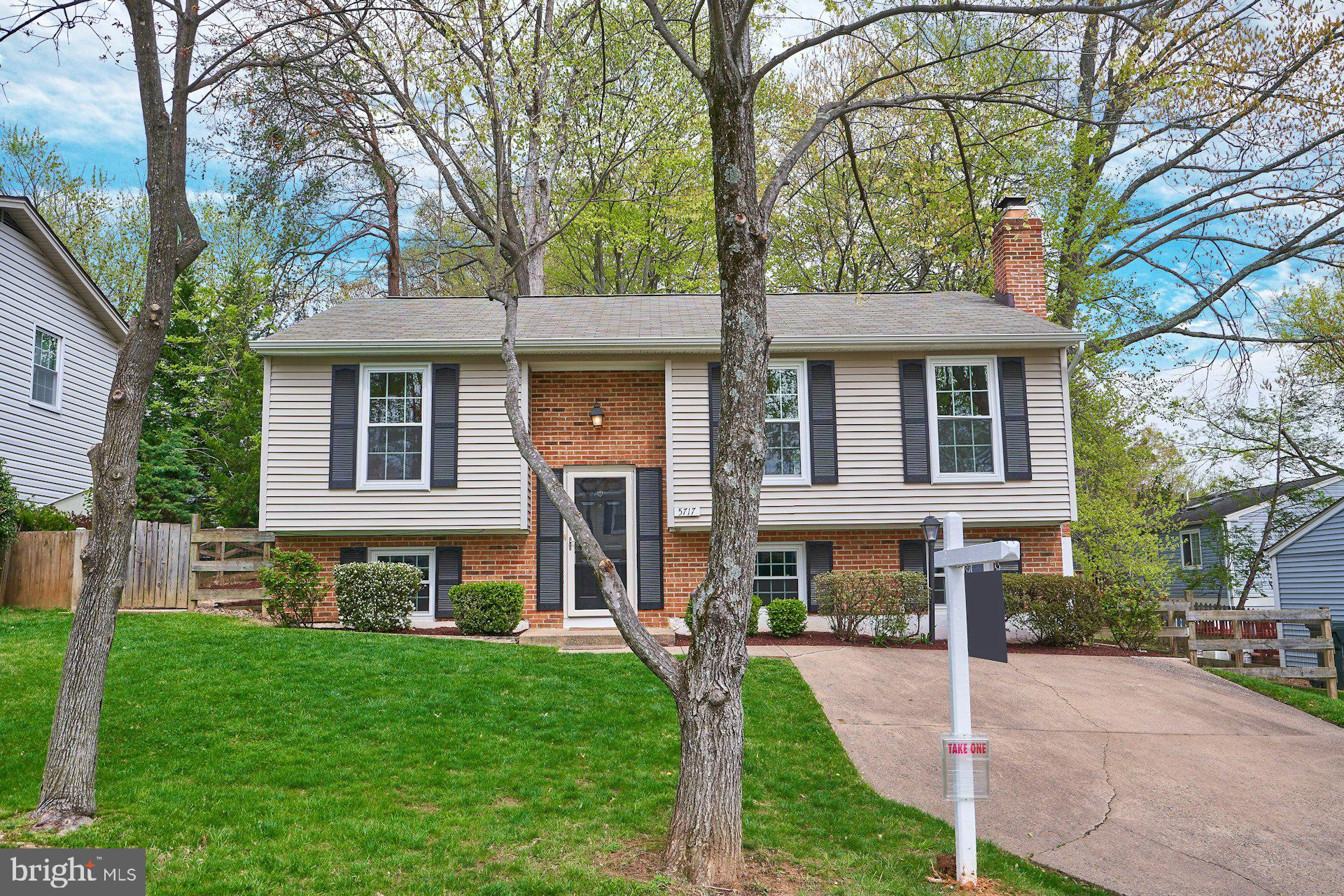 5717 Oak Apple Ct