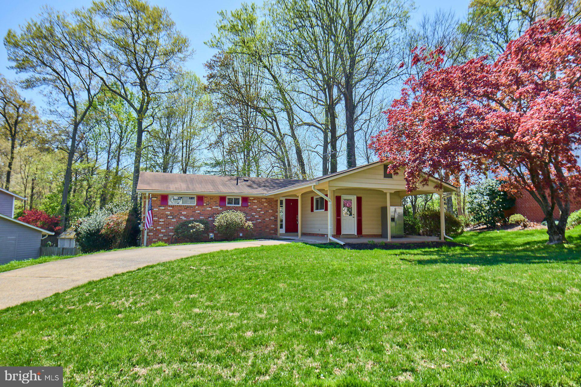 5010 Gainsborough Dr