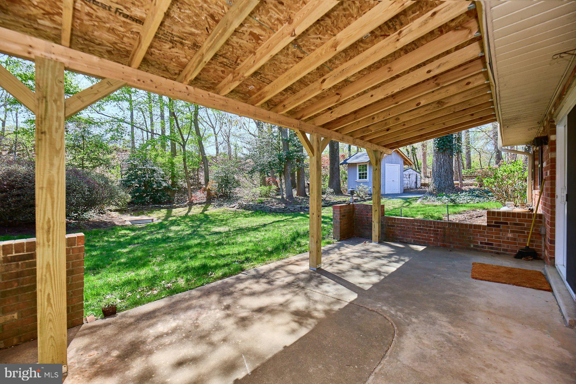 5010 Gainsborough Dr