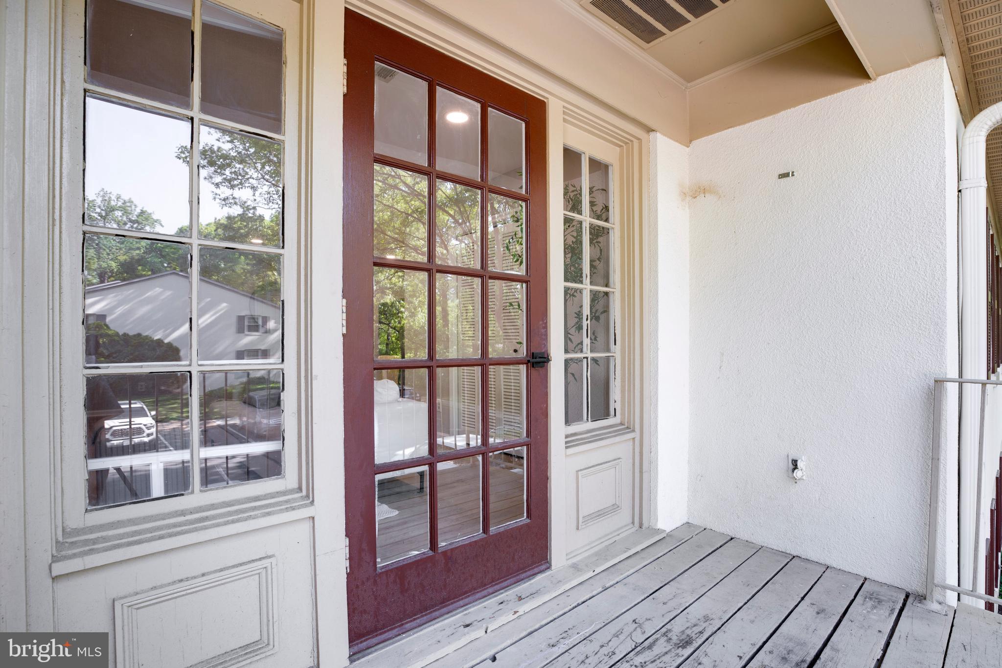 5901 KINGSFORD ROAD F 440